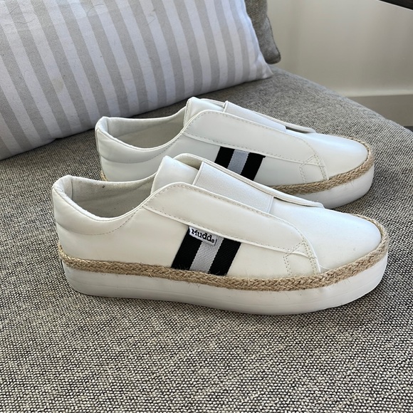 mudd slip on sneakers